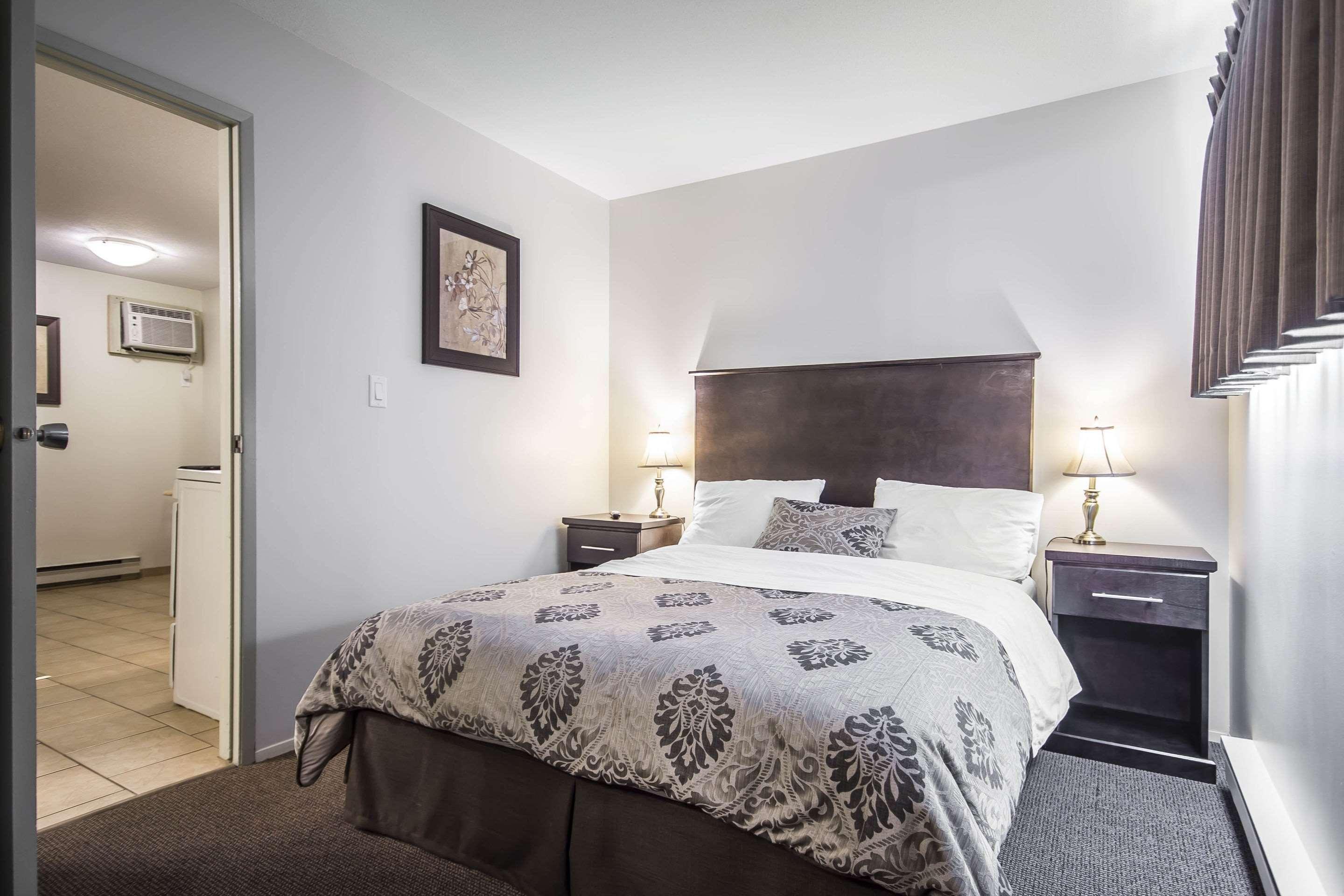 Econo Lodge Вернон Экстерьер фото